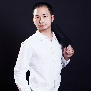 王志华