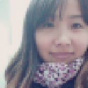 李君